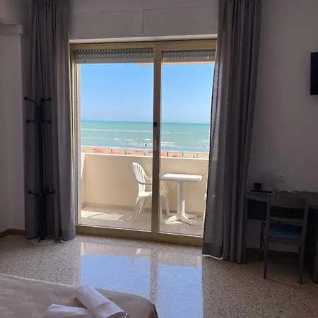 Hotel Gfh - D'oro 2*
