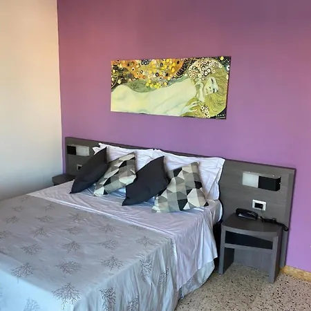 Gfh - D'oro Hotel Marotta